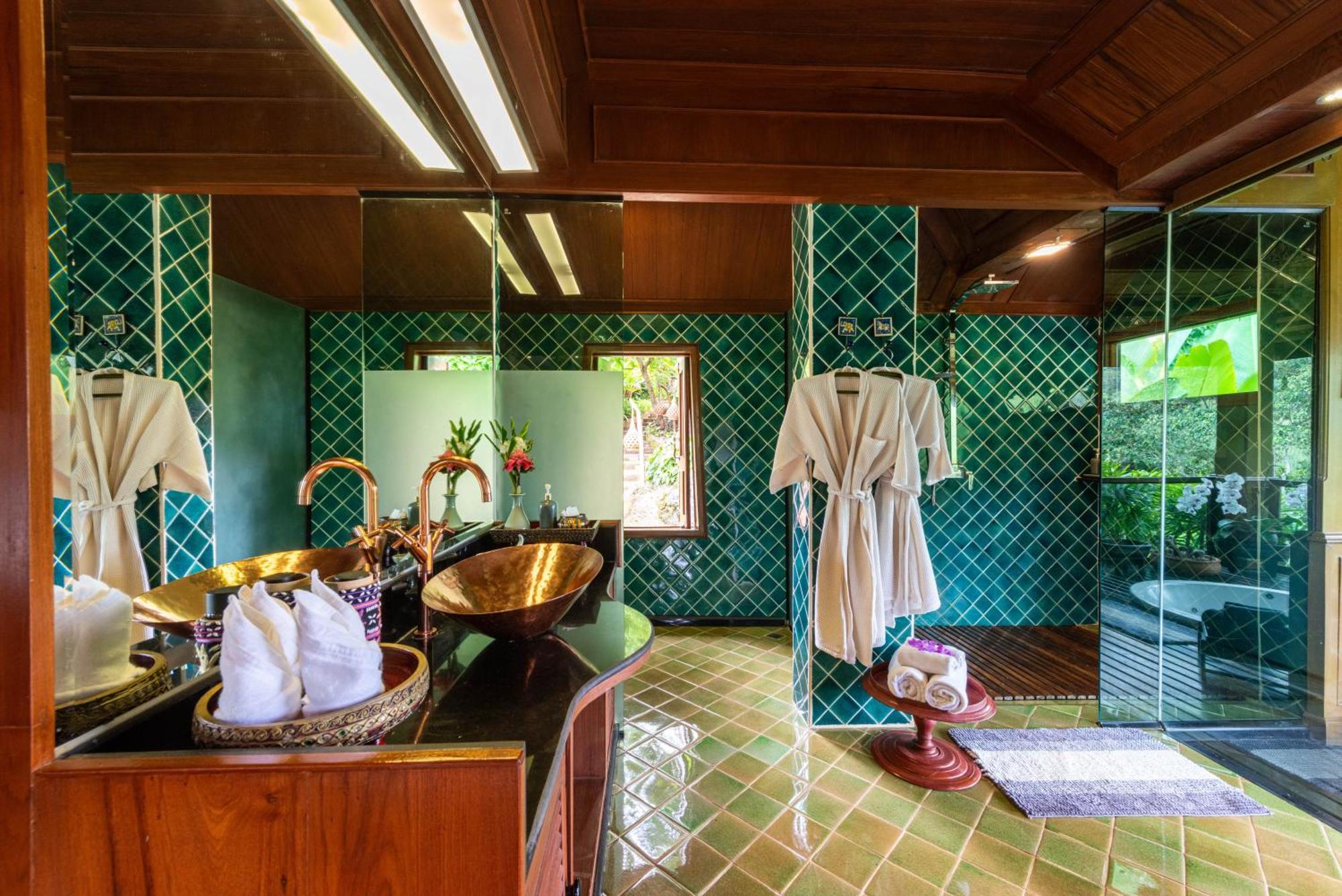 Kanlaya'S Eyrie, Luxury Homestay Pang Mapha Exterior photo