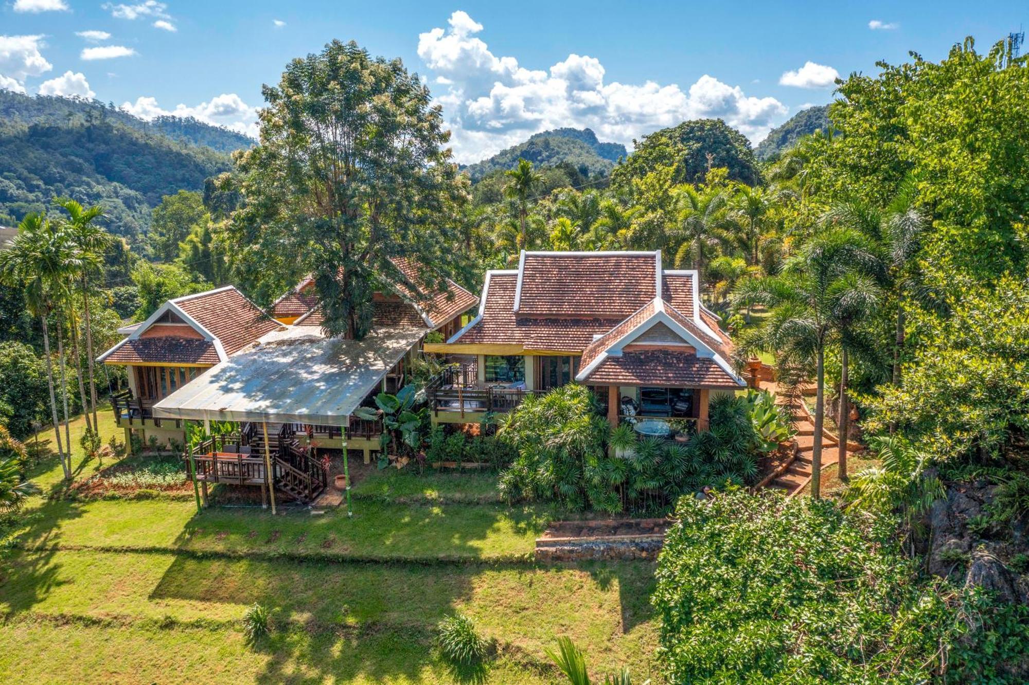 Kanlaya'S Eyrie, Luxury Homestay Pang Mapha Exterior photo